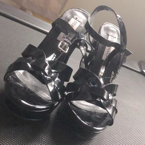 STEVE MADDEN (8.5) High heels glossy platforms about 5”